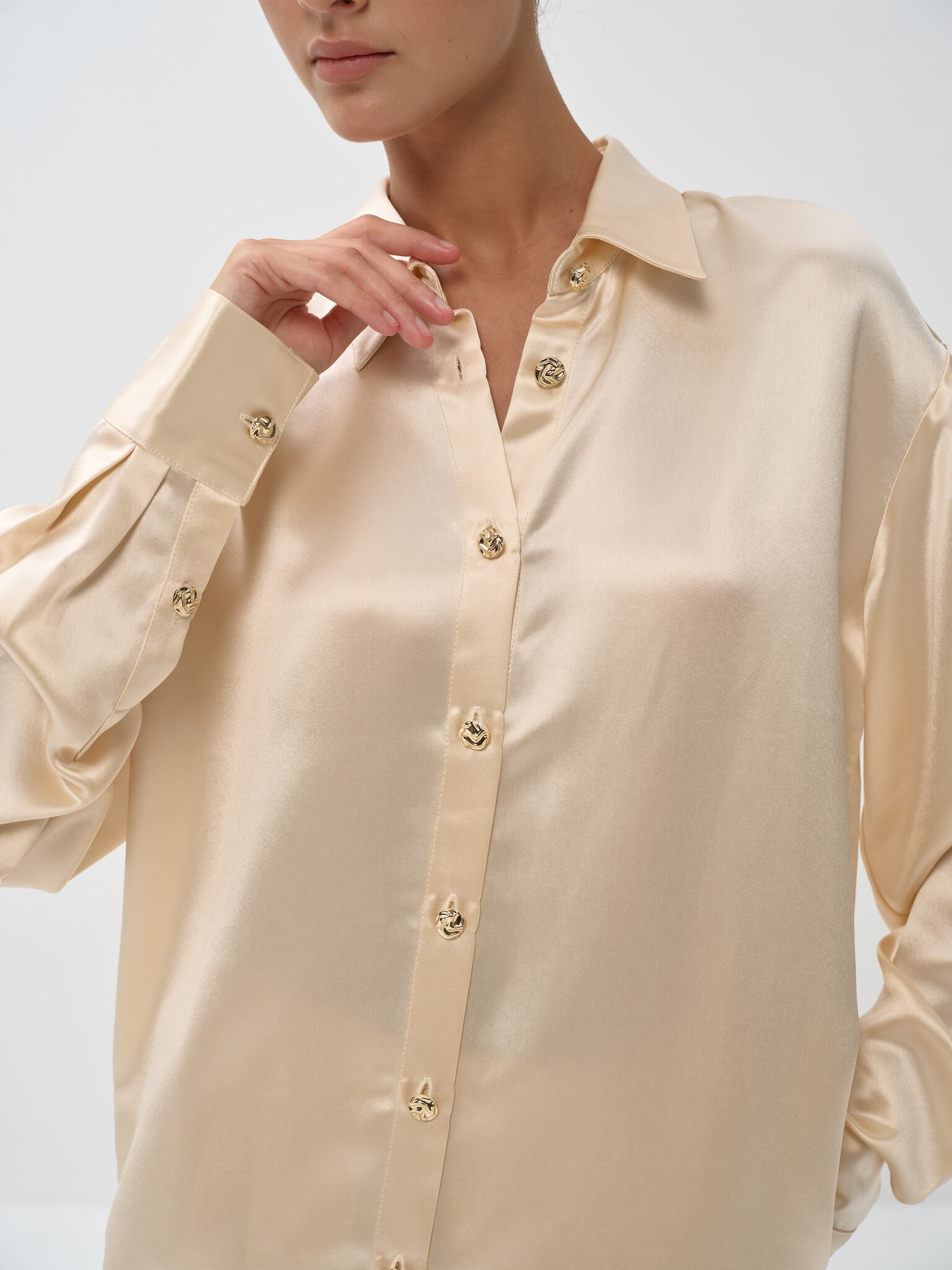 Roisin Shirt & Pants Set in Naia™ Satin