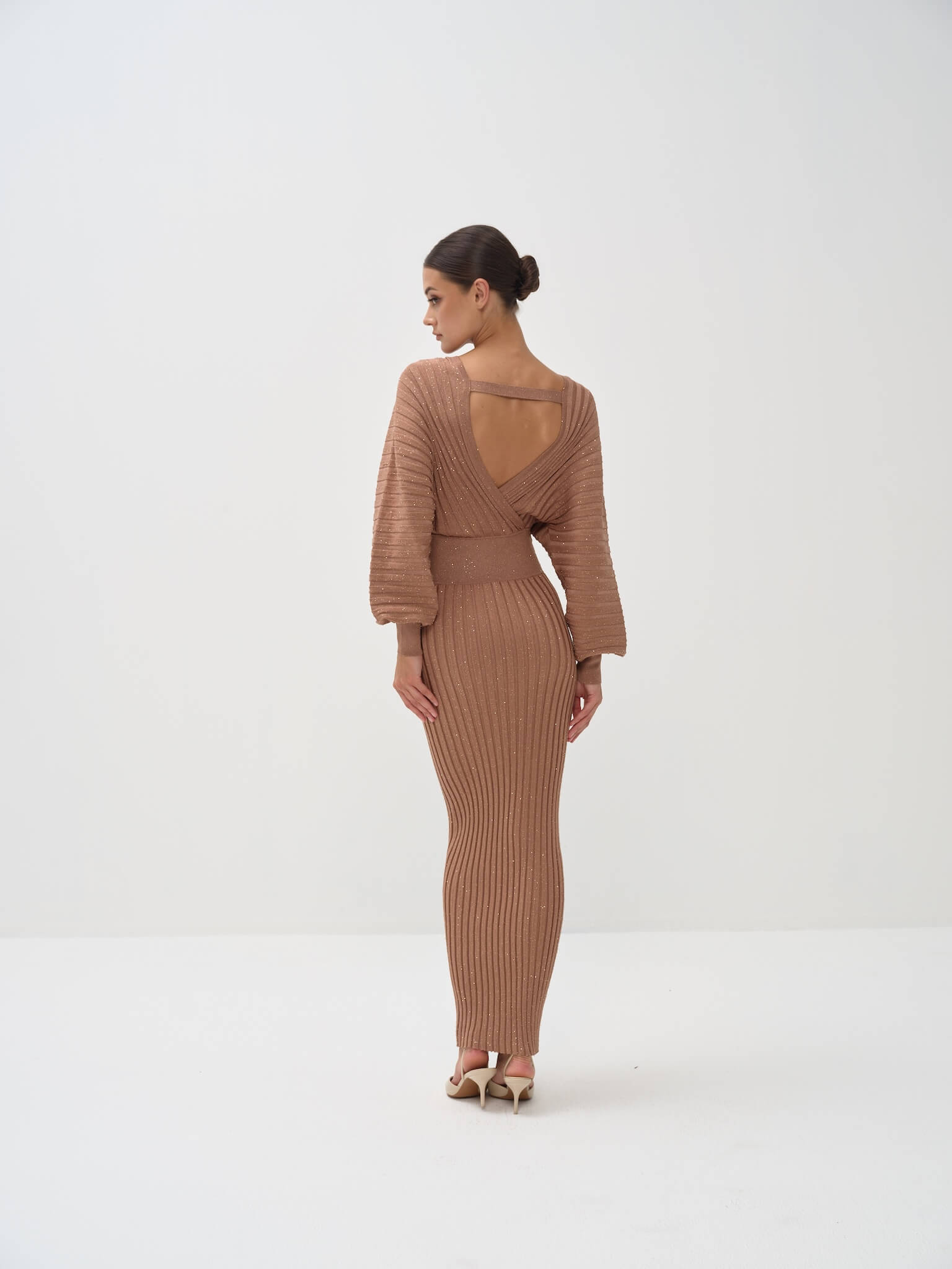 Anisiia Ribbed Knit Maxi Dress - Premium Soft Fabric with V-Neck Design and Polished Lines for Elevated Casual Styling - NRA Anisiia Ribbed Knit Maxi Dress - Premium Soft Fabric with V-Neck Design and Polished Lines for Elevated Casual Styling - NRA