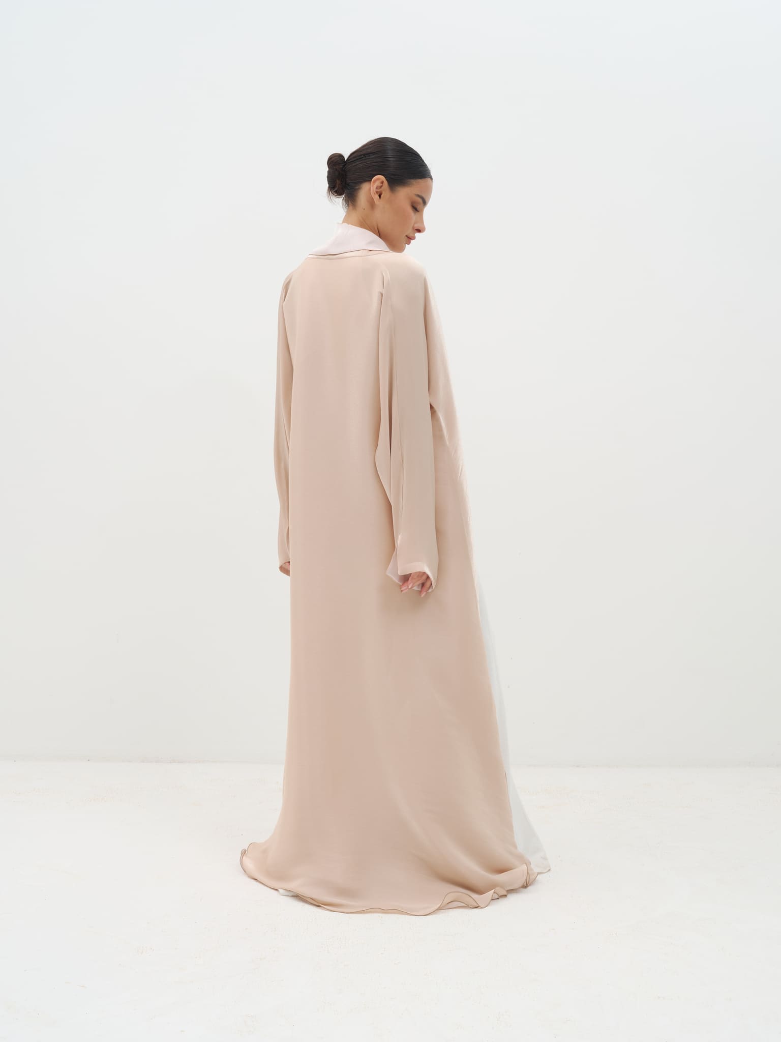 Liora abaya