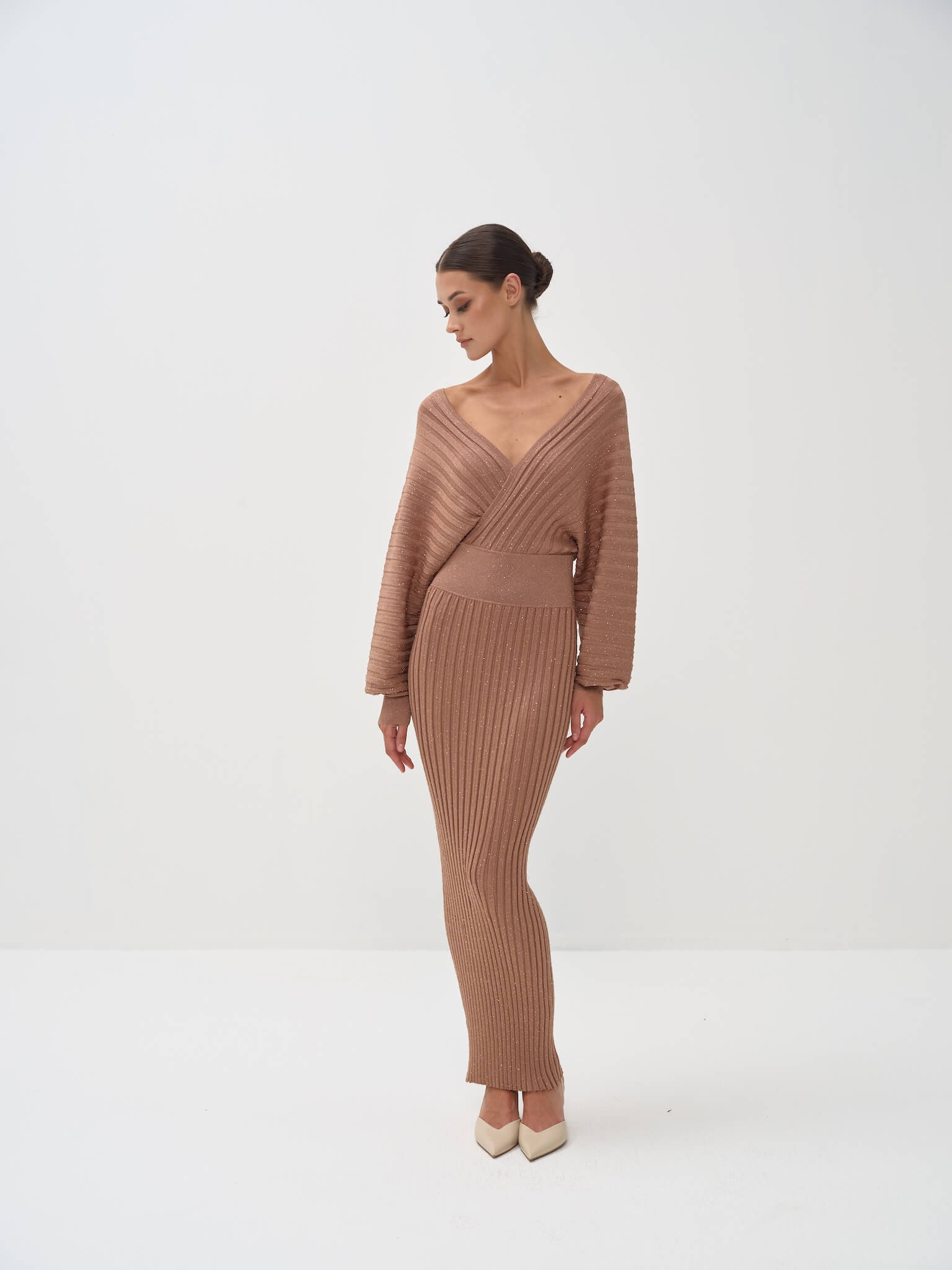 Anisiia Ribbed Knit Maxi Dress - Premium Soft Fabric with V-Neck Design and Polished Lines for Elevated Casual Styling - NRA Anisiia Ribbed Knit Maxi Dress - Premium Soft Fabric with V-Neck Design and Polished Lines for Elevated Casual Styling - NRA