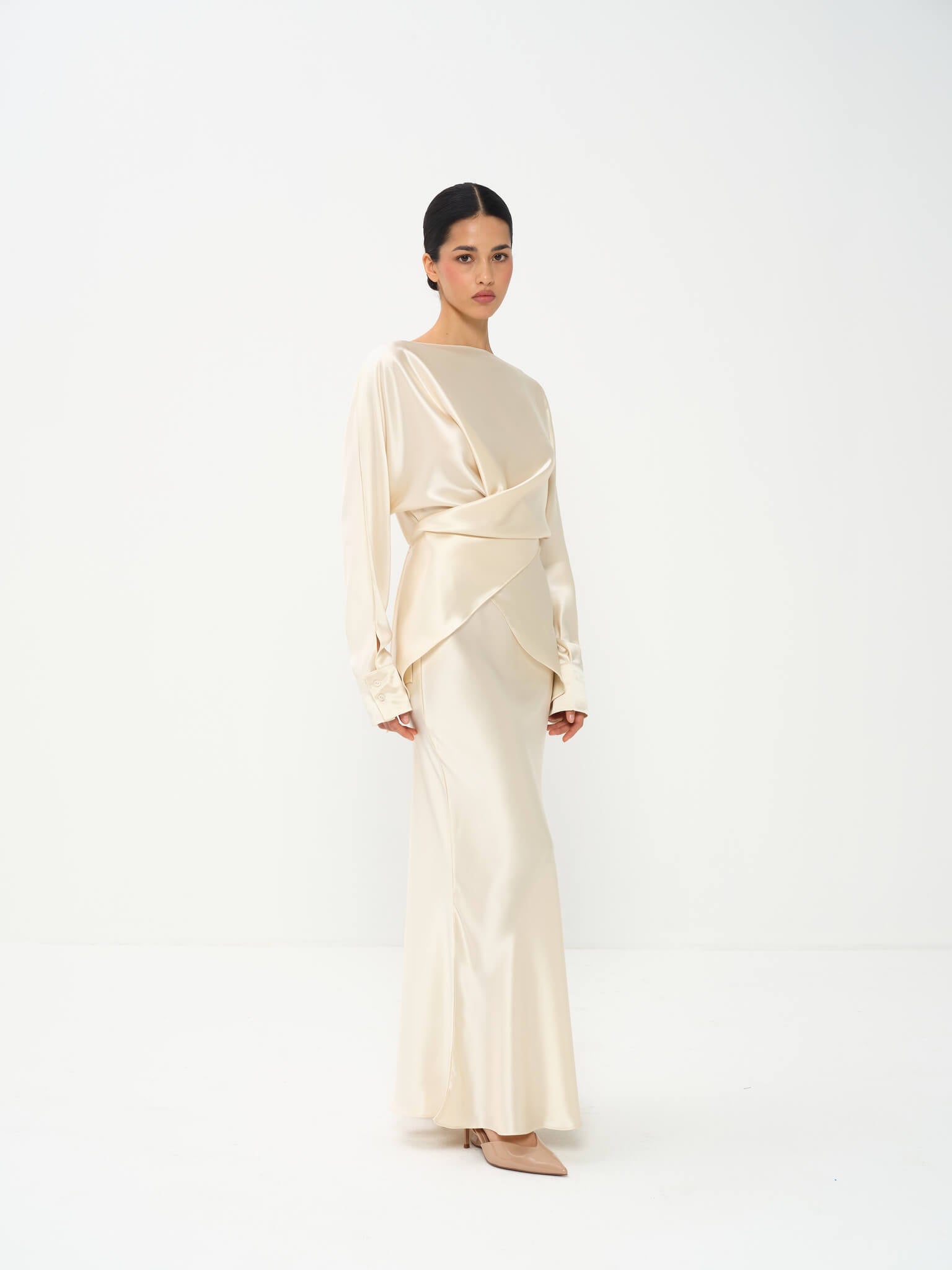 Tessa Modern Elegance Set - Coordinated Satin Design with Contemporary Appeal - NRA Tessa Modern Elegance Set - Coordinated Satin Design with Contemporary Appeal - NRA