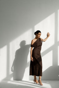 Sariya One-Shoulder Linen Dress