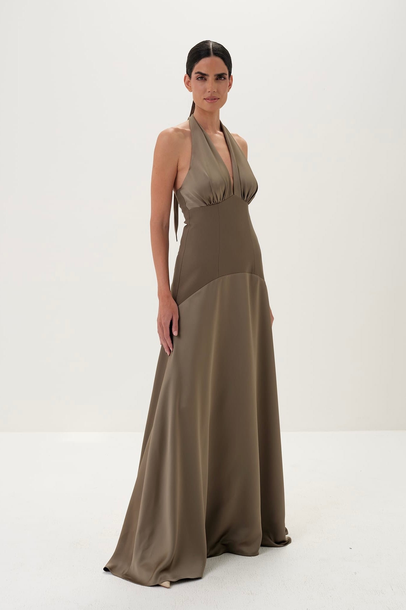 Serena Elevated Daily Dress - Luxuriously Smooth Fabric with a Clean, Tailored Silhouette and Effortless Elegance for Modern Everyday Wear - NRA