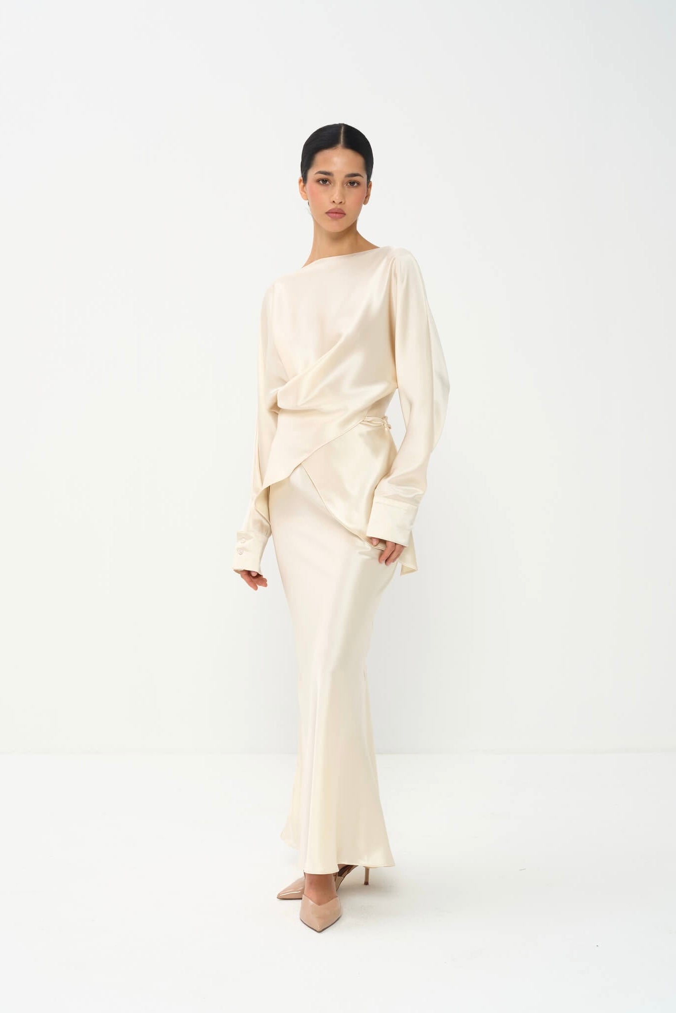 Tessa Chic Satin Pants Set - Smooth Fabric with Tailored Lines and Polished Appeal - NRA Tessa Chic Satin Pants Set - Smooth Fabric with Tailored Lines and Polished Appeal - NRA